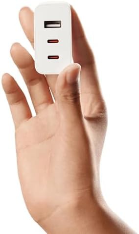 White triple port charger with cable