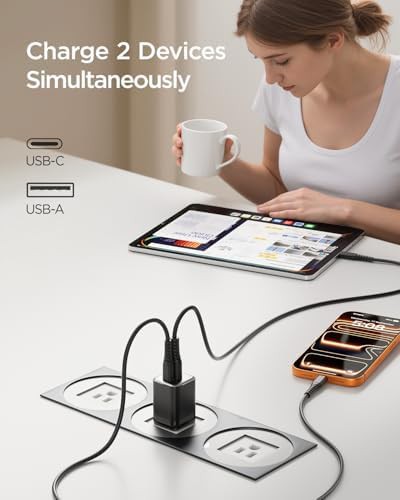 Thirty watt dual port travel power plug — photo 3